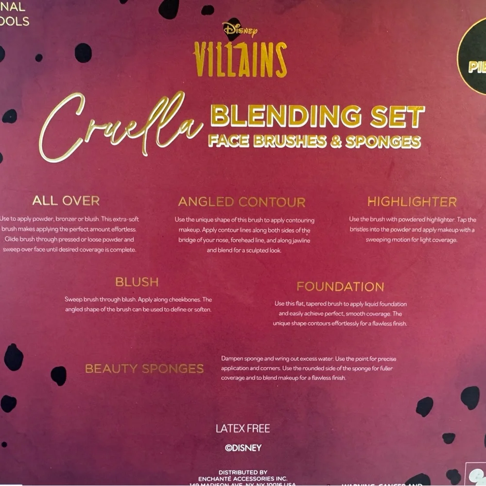 Disney Villains Cruella Makeup Brush and Beauty Blender Set